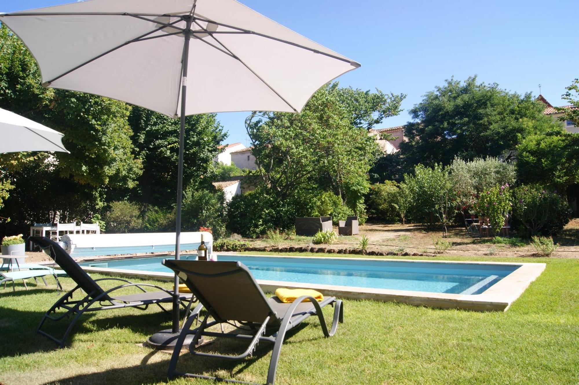 Bed and Breakfast Le Petit Moliere Servian Экстерьер фото