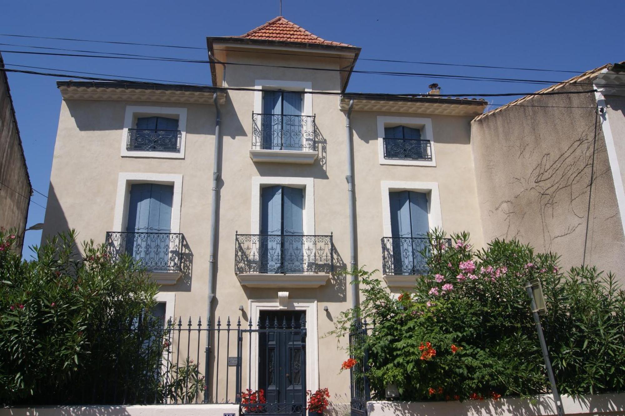 Bed and Breakfast Le Petit Moliere Servian Экстерьер фото